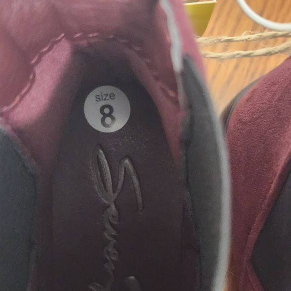 Seven7 Oxblood Manhattan Micro Suede Boot Size 8 NWT Ankle Bootie - Picture 8 of 10